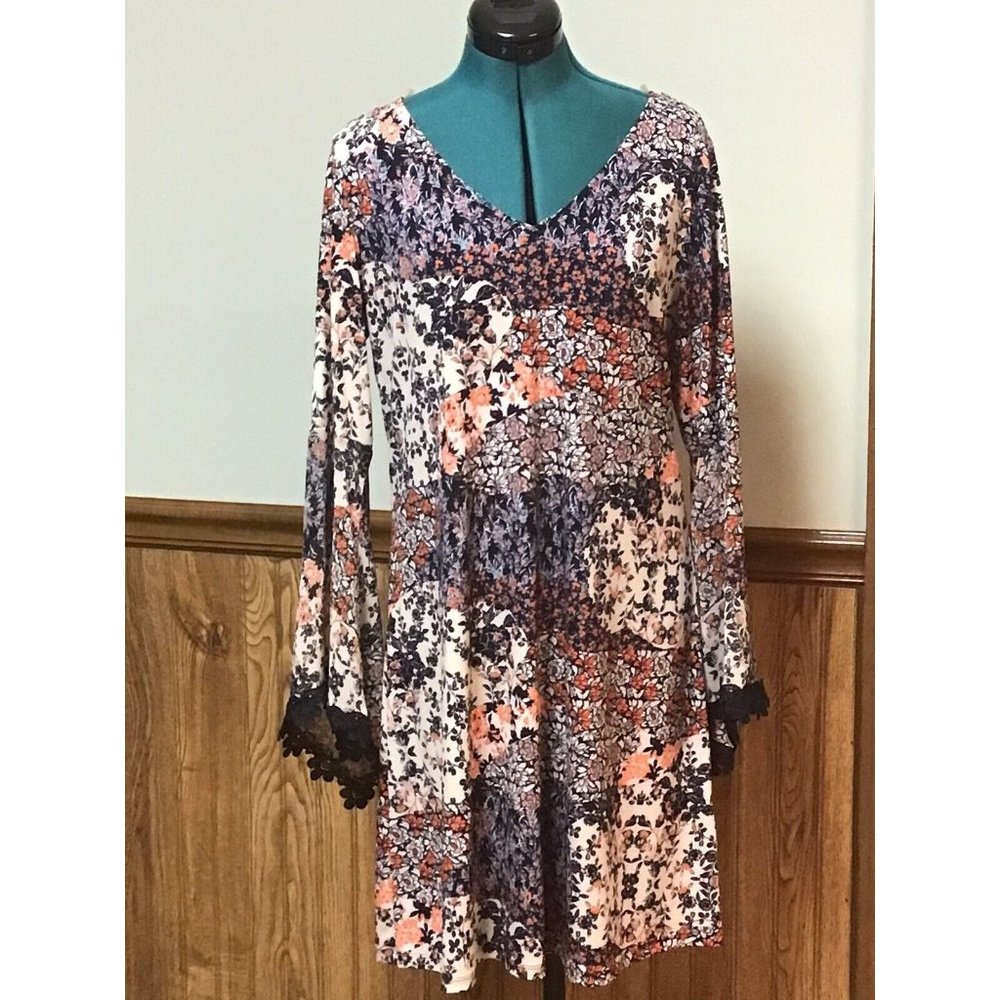 DB Established 1962 Womens BOHO Floral Sheer Sleeve Dress. Navy,peach,white sz10